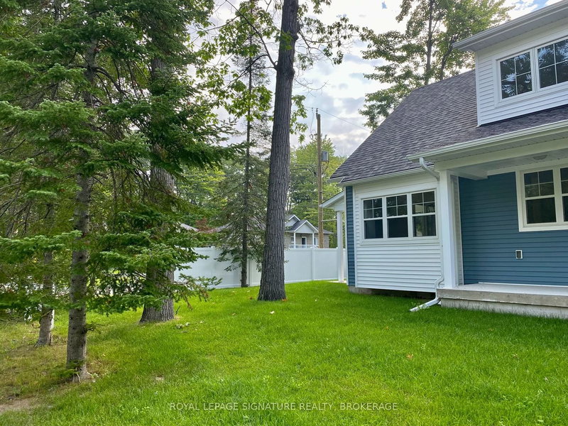 A - 35 Linda Lane, Wasaga Beach, L9Z 2B9 | Image 3