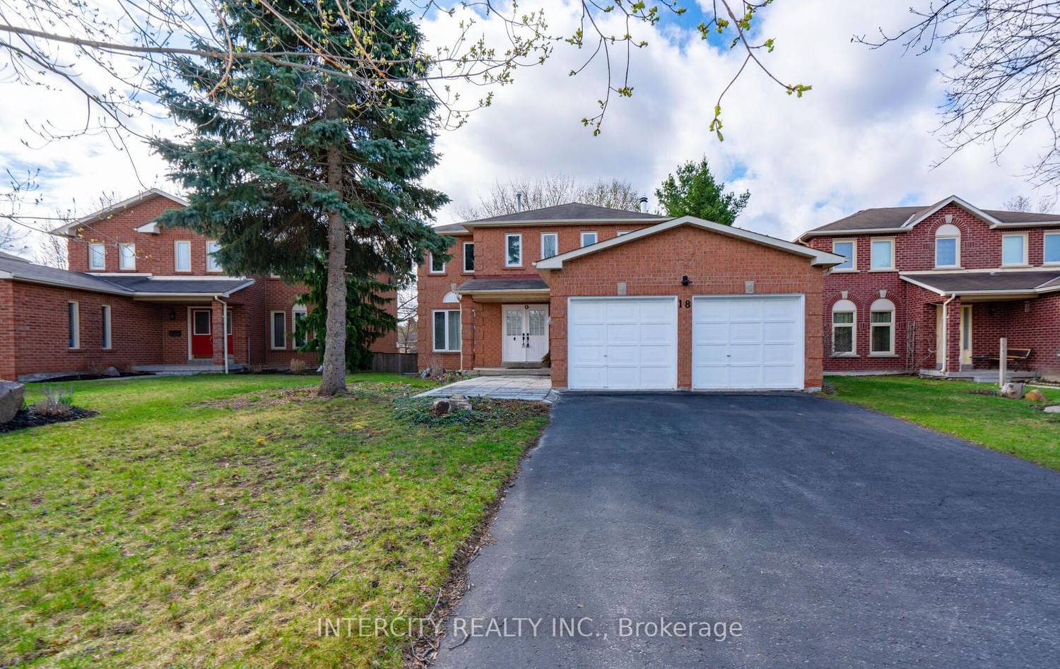 Detached House sold at 18 Shortreed Court, Barrie, Ontario, L4N 7H8 - 400 North - MLS: S5912676