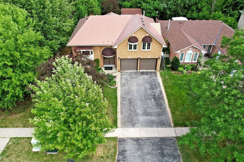 17 Barre Dr, Barrie, L4N 7N6 | Image 3