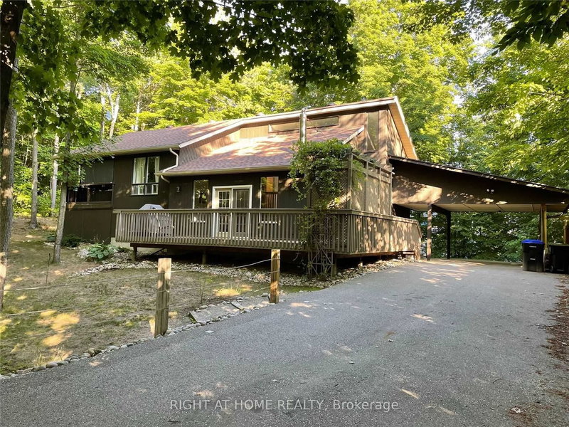 158 Desroches Tr, Tiny, L9M 0H9 | Image 2