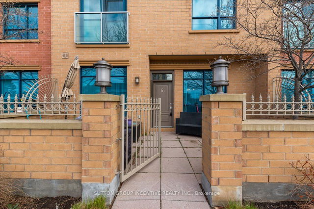 6 Victoria Street