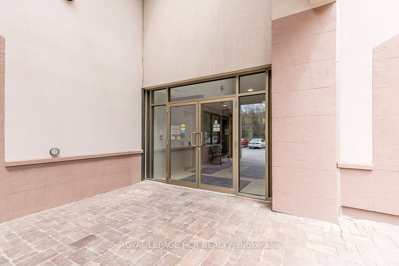 608 - 699 Aberdeen Blvd, Midland, L4R 5P2 | Image 3