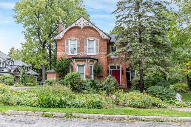 133-135 Mulcaster Street