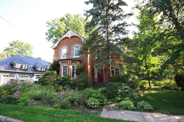 133-135 Mulcaster Street
