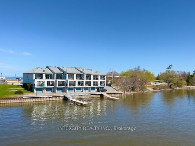 3 Spruce Street