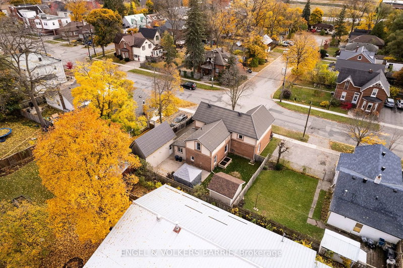 46 Park St, Barrie, L4N 1H5 | Image 2