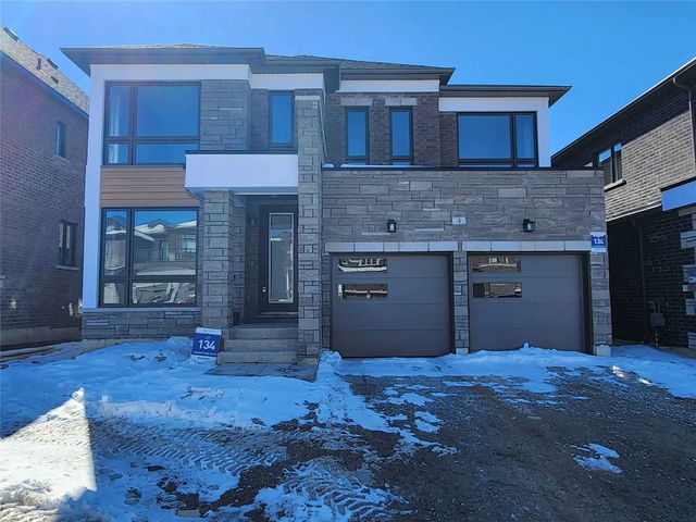 4 Sweet Cicely Street