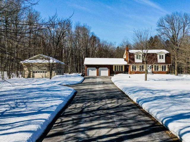 3532 Sideroad 9&10 Sunn Side Road