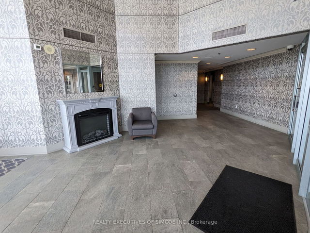 509 - 2 Toronto Street