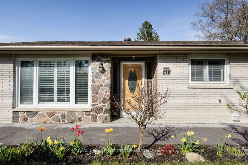 355 Zoo Park Rd, Wasaga Beach, L9Z 1S7 | Image 3