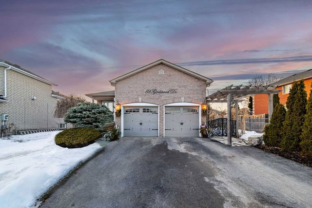 82 Girdwood Drive
