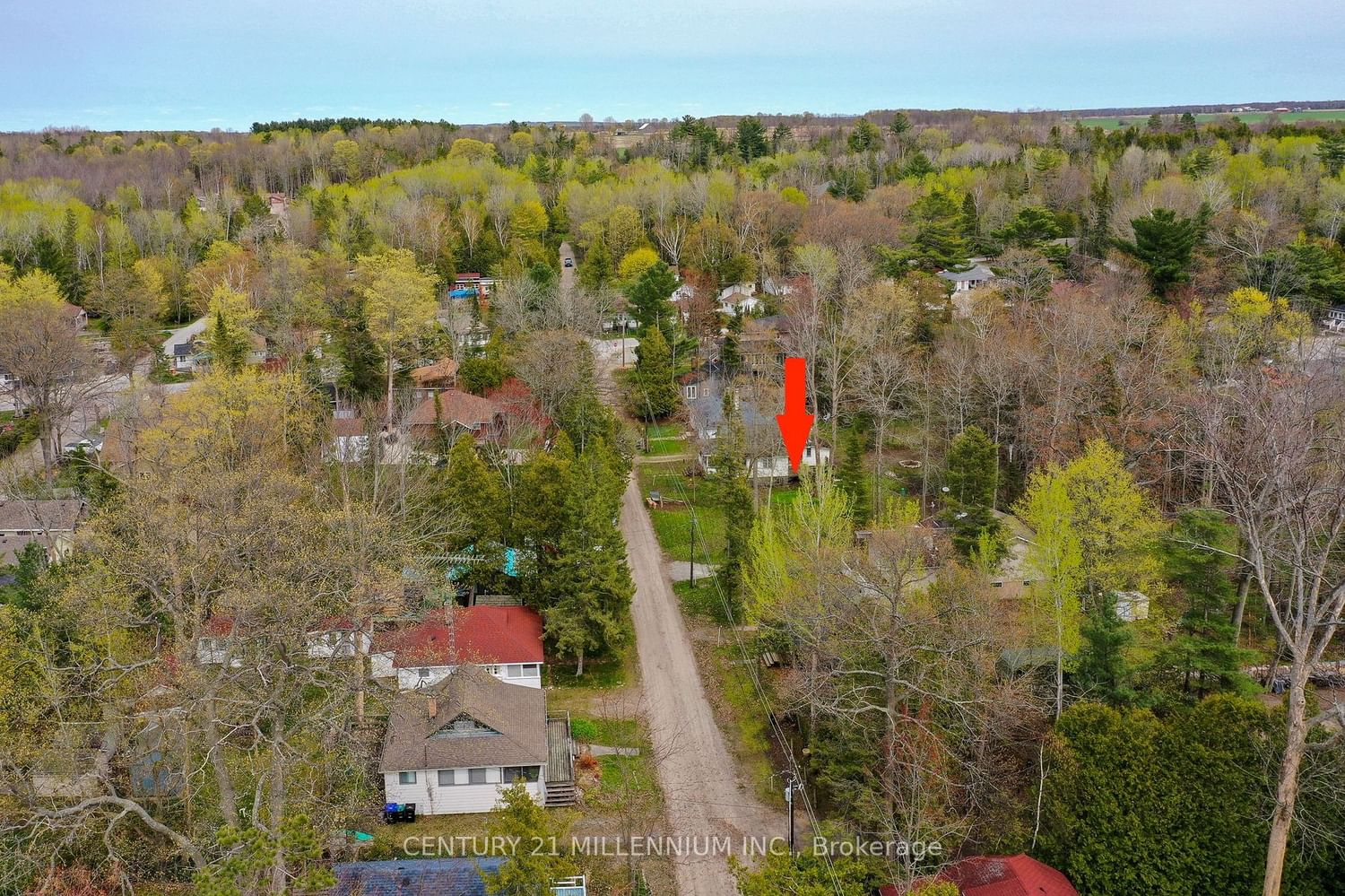 Detached House sold at 51 Moore Avenue, Tiny, Wyevale, L0L 1P0 - MLS: S5990376