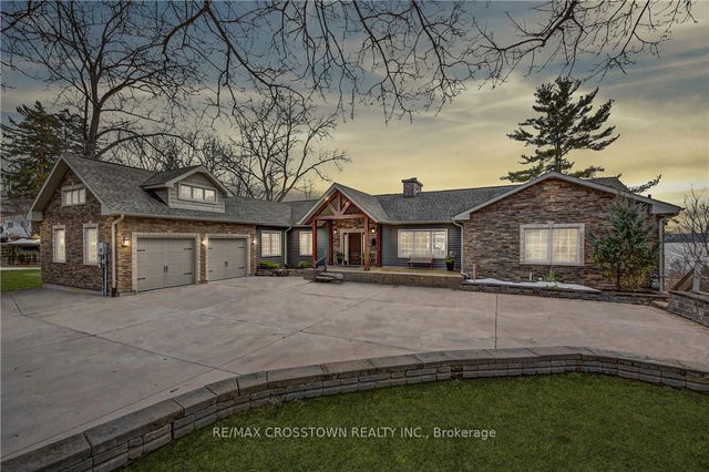 99 Shanty Bay Road