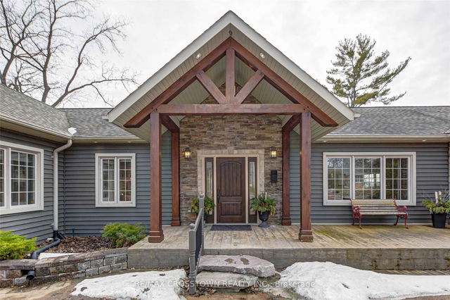 99 Shanty Bay Road