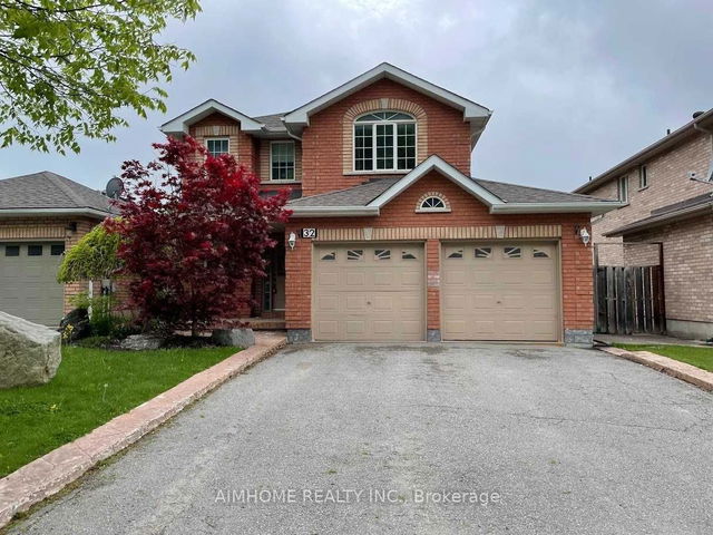 32 Bloom Crescent