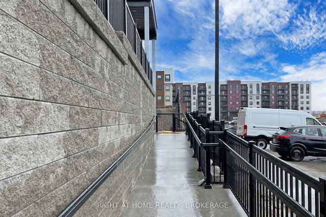 302 - 8 Culinary Lane
