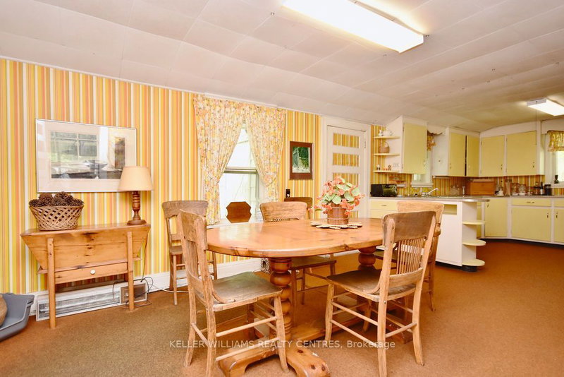 383 Champlain Rd, Penetanguishene, L9M 1S3 | Image 2