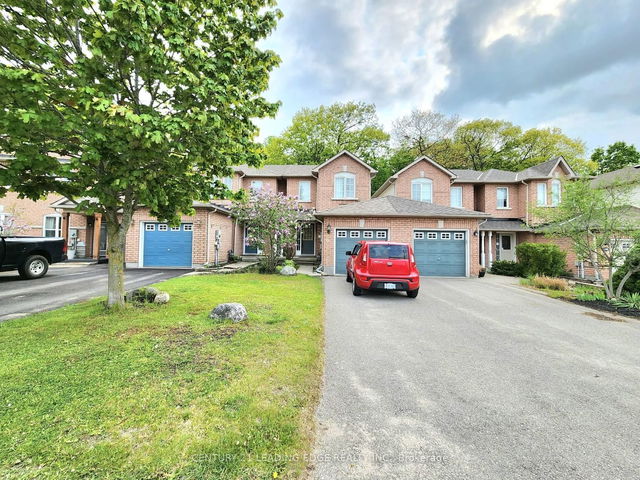 120 Hawthorne Crescent