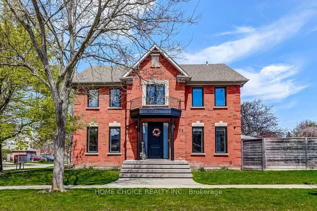 24 Falling Brook Drive