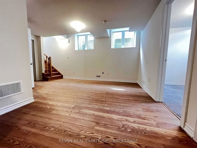 6 Bannister Road