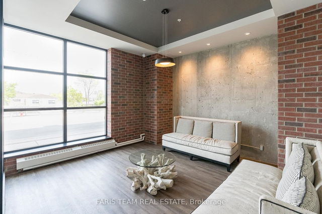422 - 21 Matchedash Street