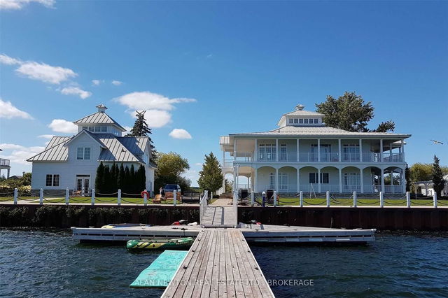 93 Dock Lane