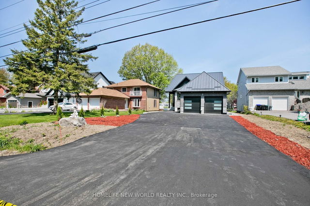 62 Simcoe Road