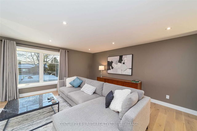98 Shanty Bay Road