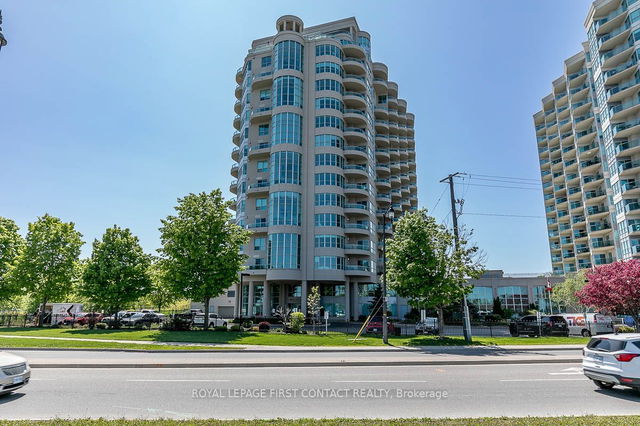 1206 - 2 Toronto Street