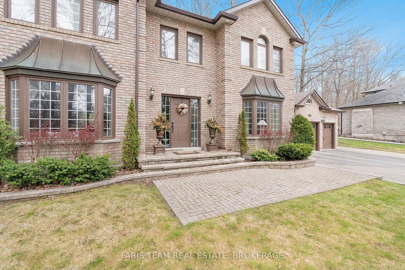 14 Alana Dr, Springwater, L9X 0S2 | Image 3