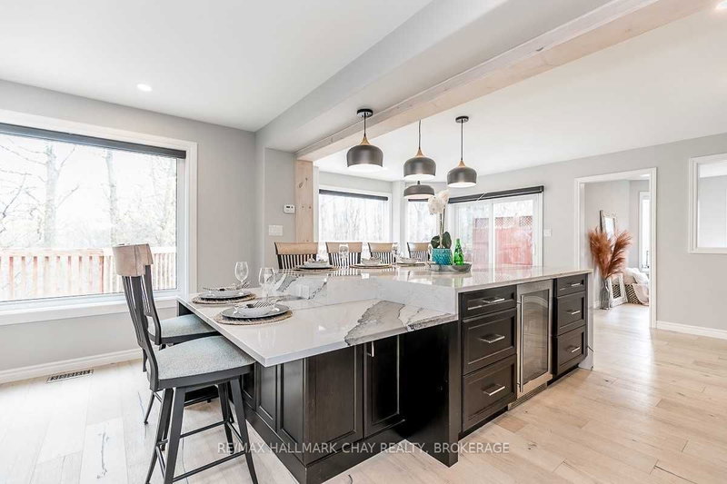 36 Nicklaus Dr, Barrie, L4M 6W5 | Image 3