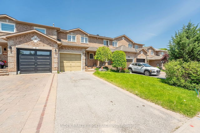 4 Lions Gate Boulevard