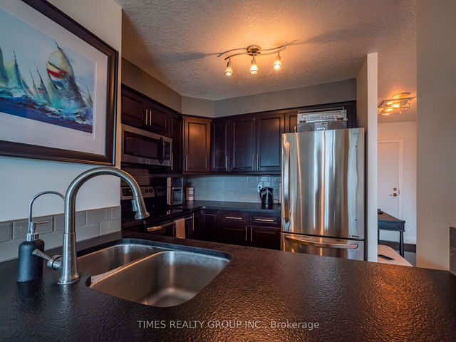 303 - 140 Dunlop Street