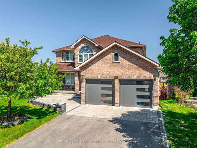 8 Berry Court