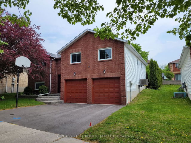 575 Wayne Crescent