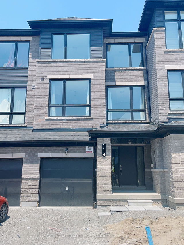114 Blue Forest Crescent