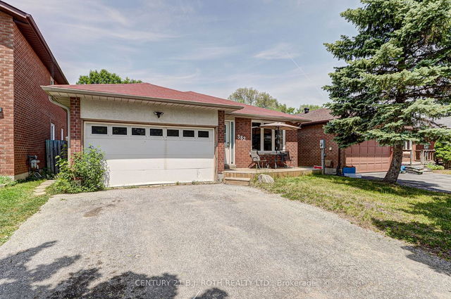 382 Hickling Trail