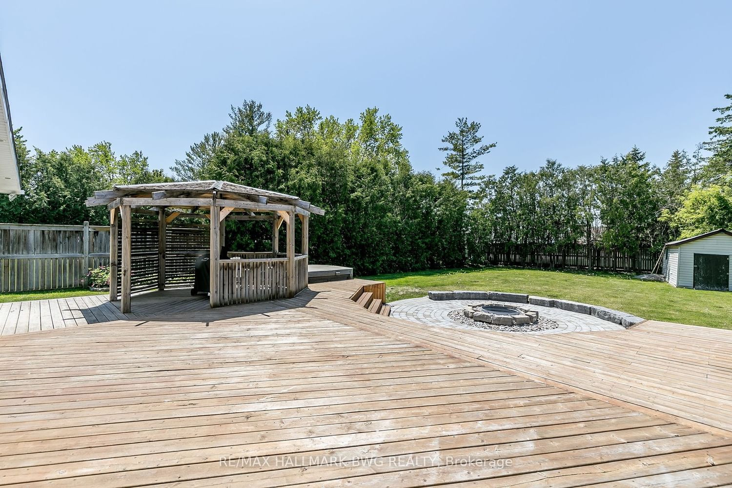 Listing Image 7