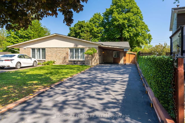 129 Daphne Crescent