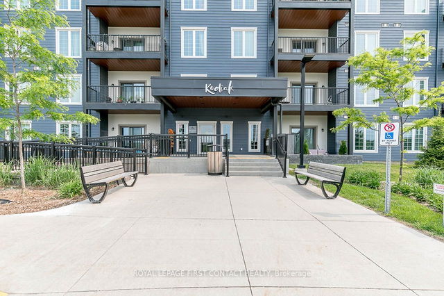 402 - 54 Koda Street
