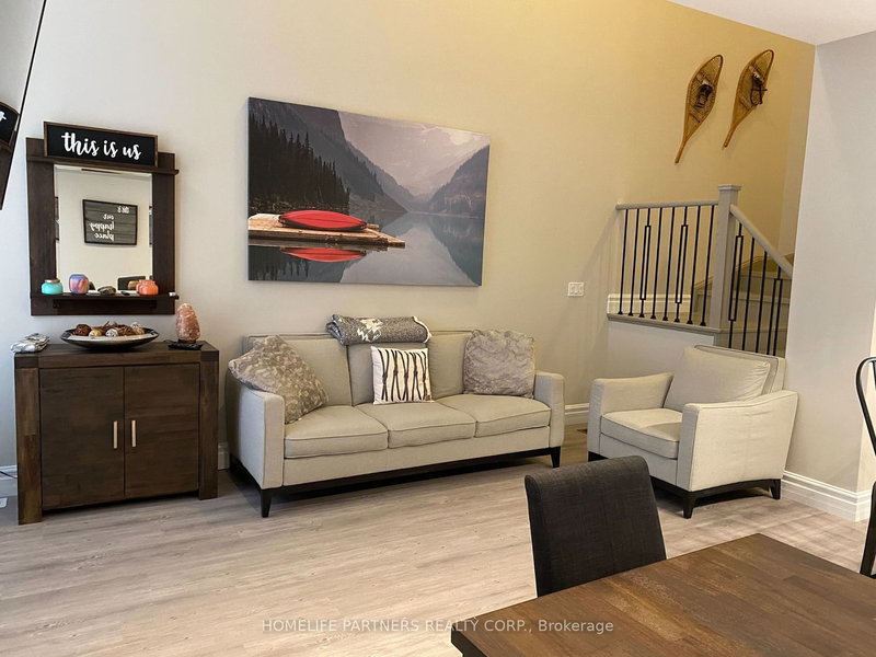 21 Lett Ave, Collingwood, L9Y 0Z5 | Image 2