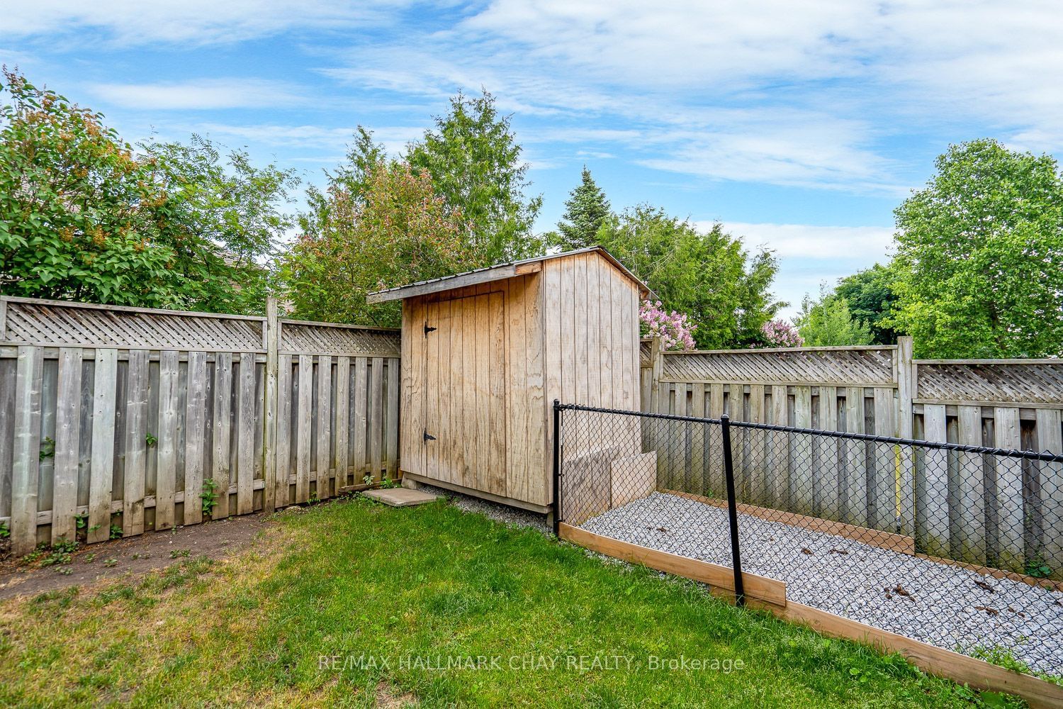 Listing Image 40