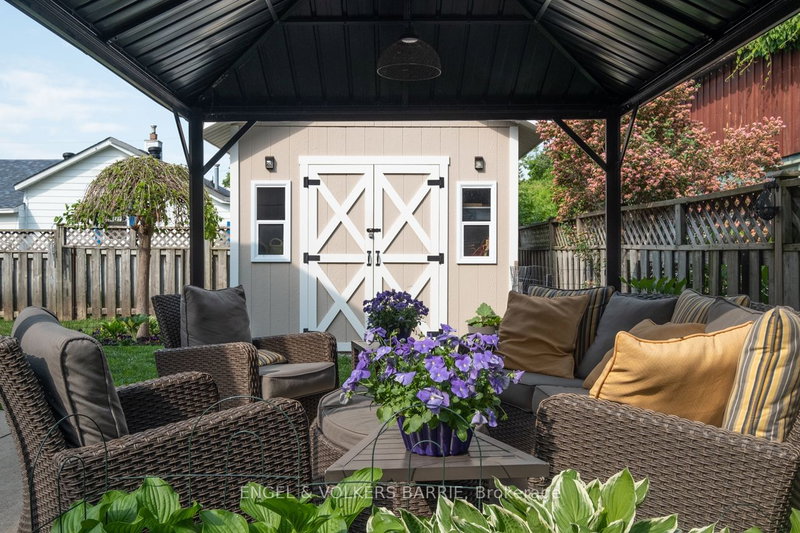 46 Park St, Barrie, L4N 1H5 | Image 3