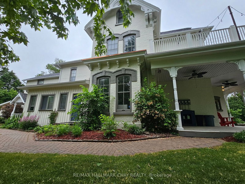 72 High St W, Barrie, L4N 1W4 | Image 2