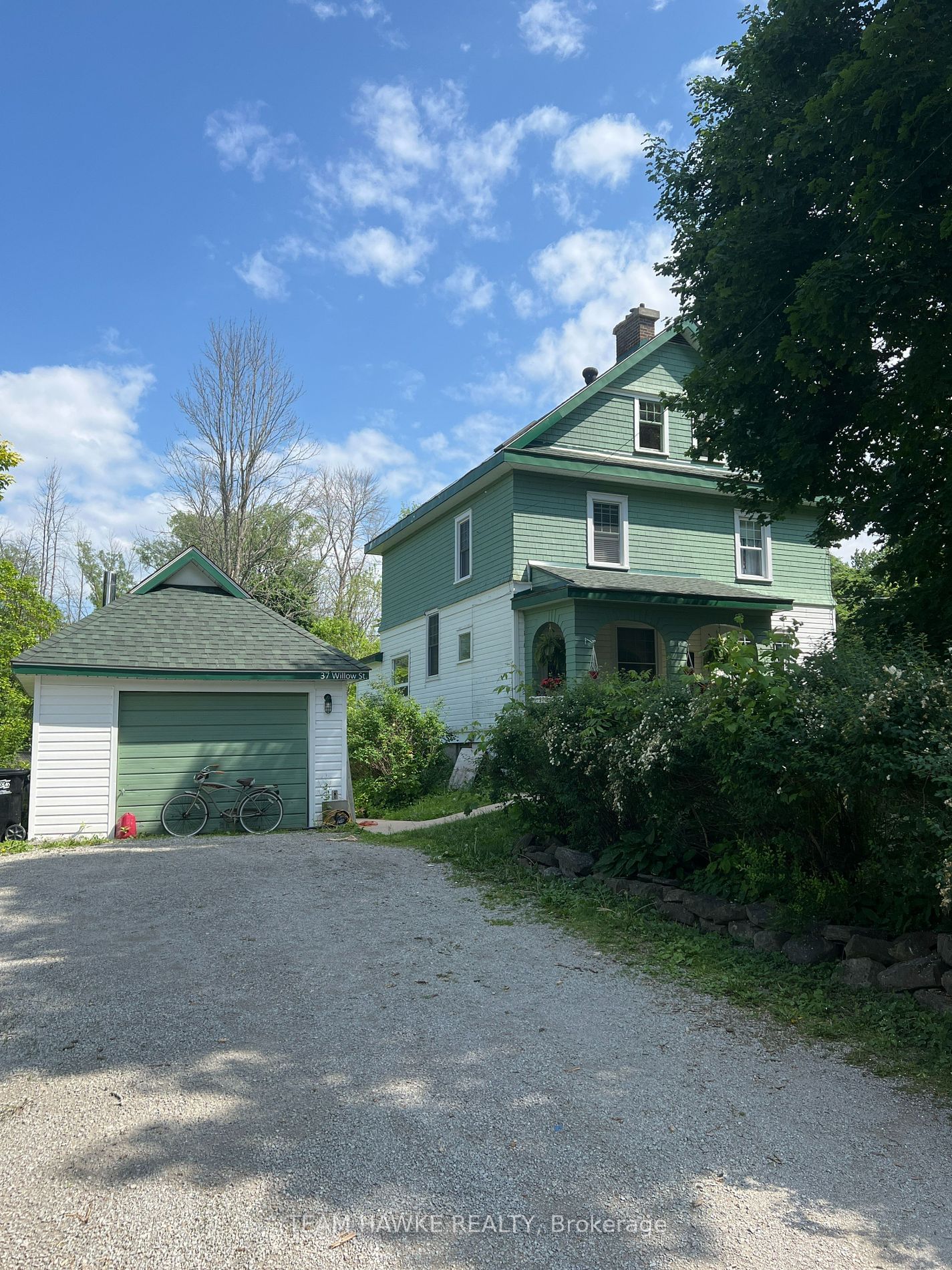Listing Image 3