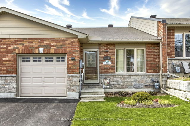 416 Shewfelt Crescent