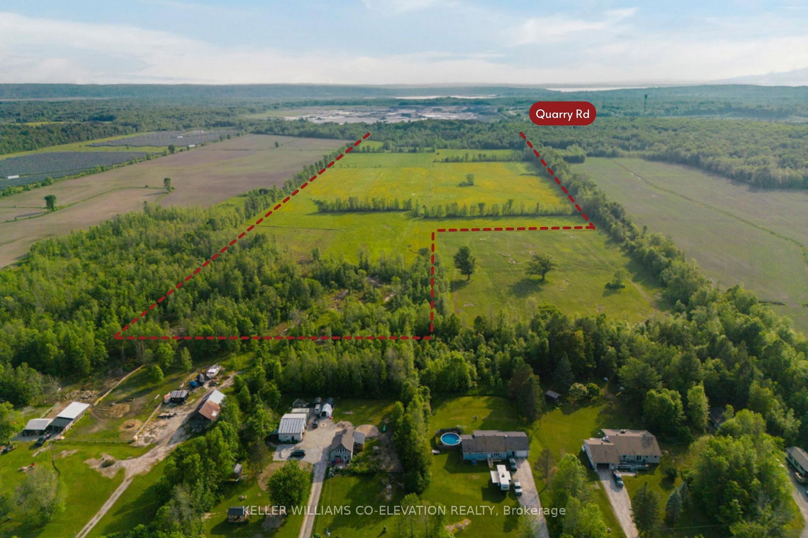 Listing Image 4