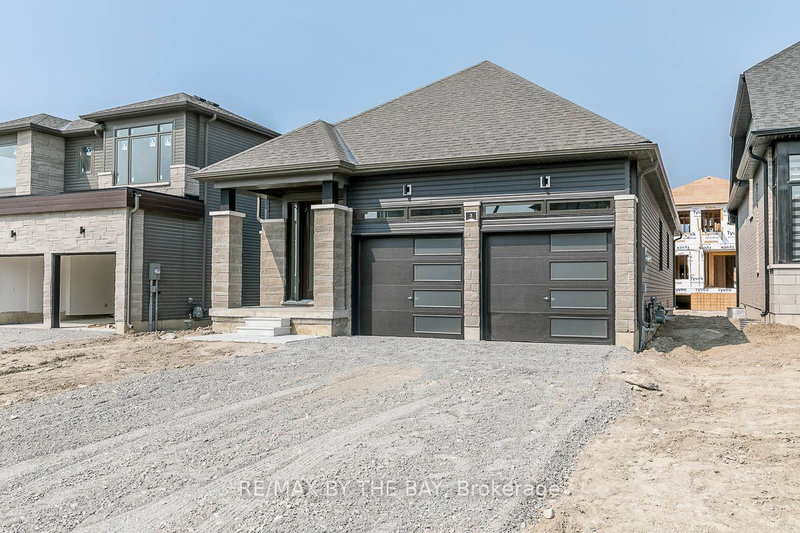 3 Rosanne Circ, Wasaga Beach, L9Z 0N4 | Image 2