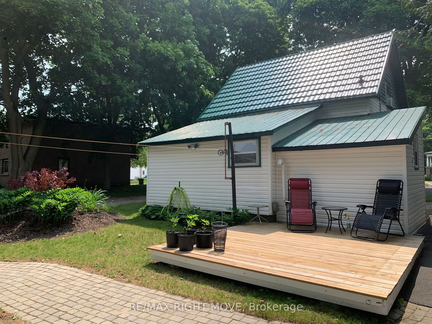 Listing Image 7