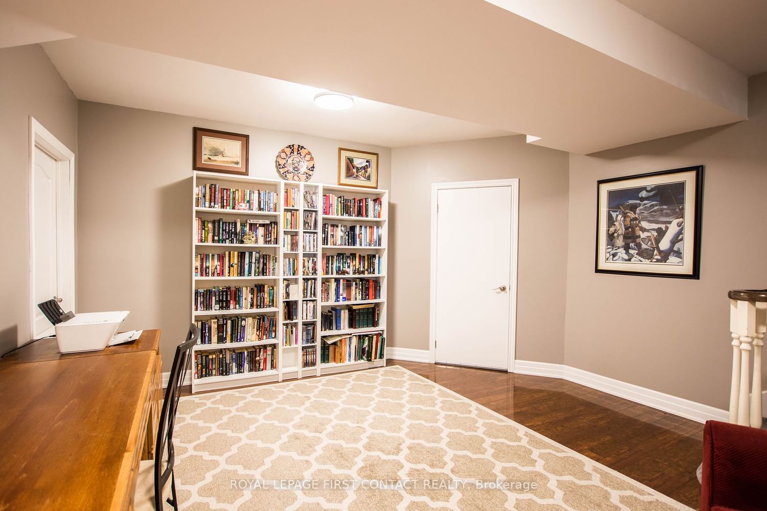 Listing Image 7